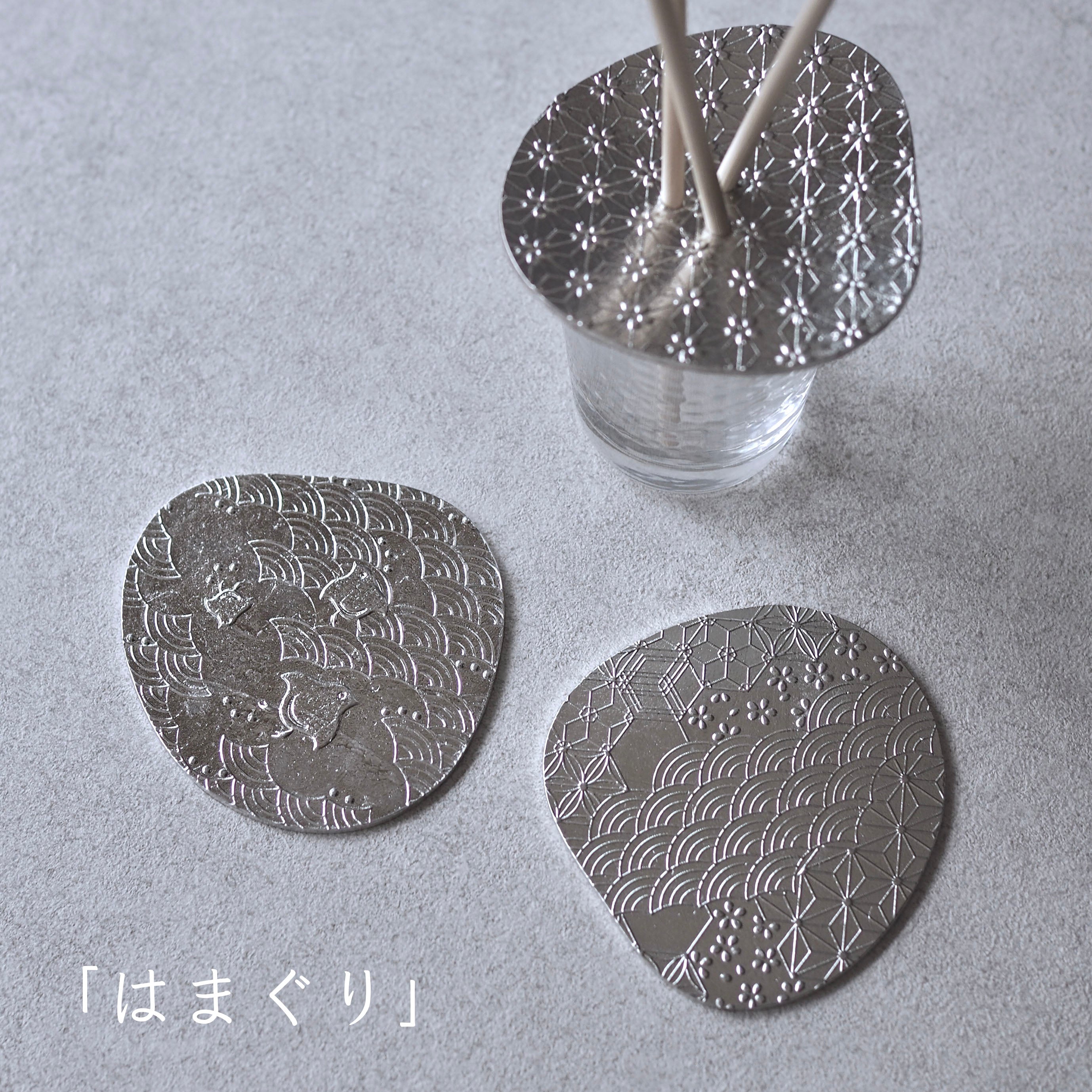 錫の一輪挿し