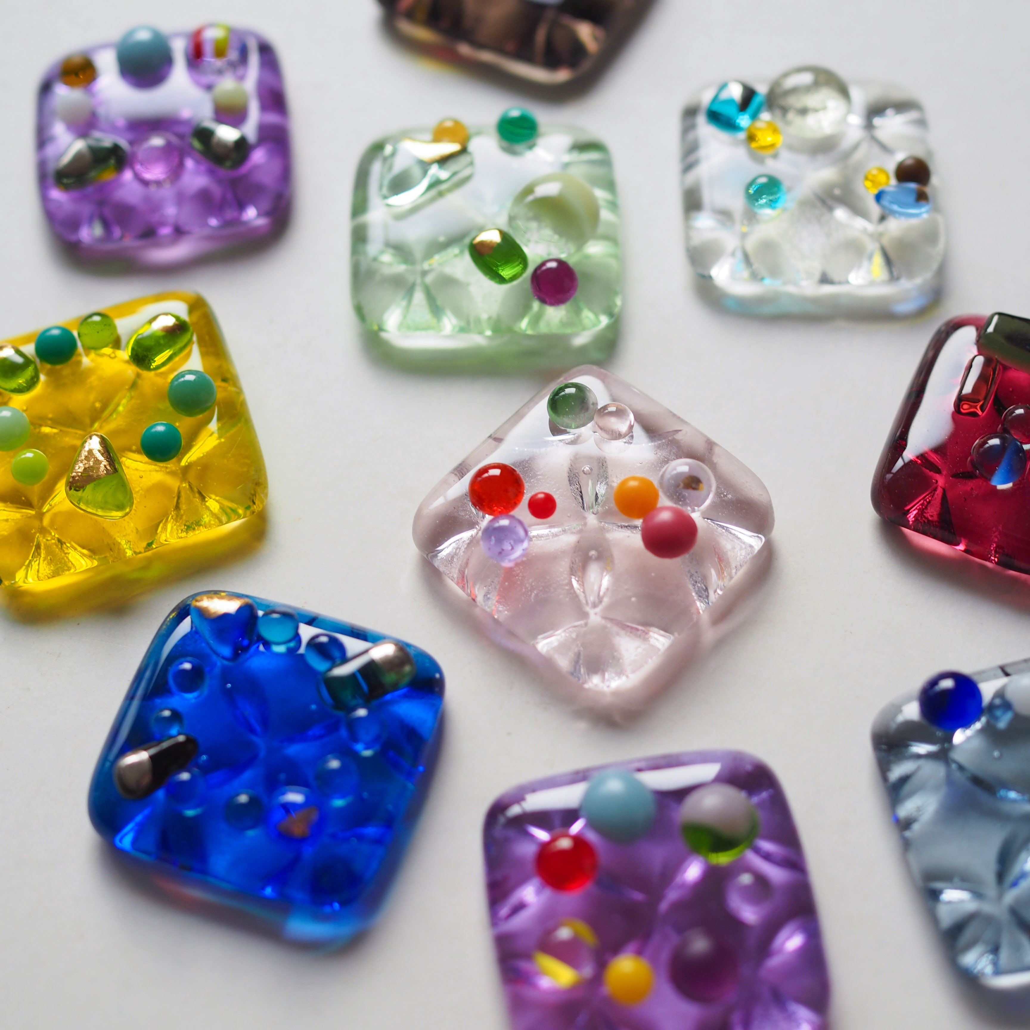 【ガラスのワークショップ同伴者様向け】ガラスの箸置き作り